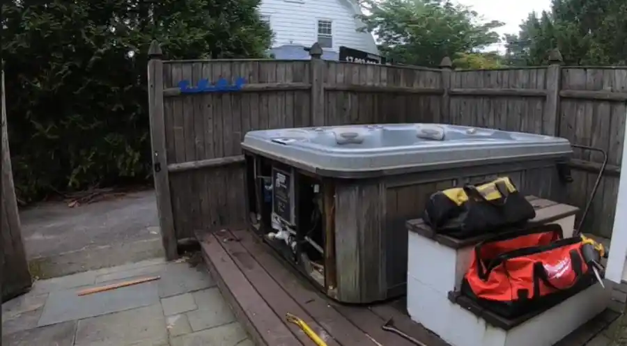 Hot tub and spa removal in Hemet, CA